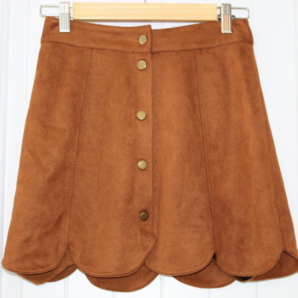Brown Velvety like Skirt with scalloped edging